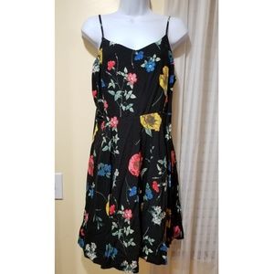 👗NWOT Old Navy Floral Sundress
